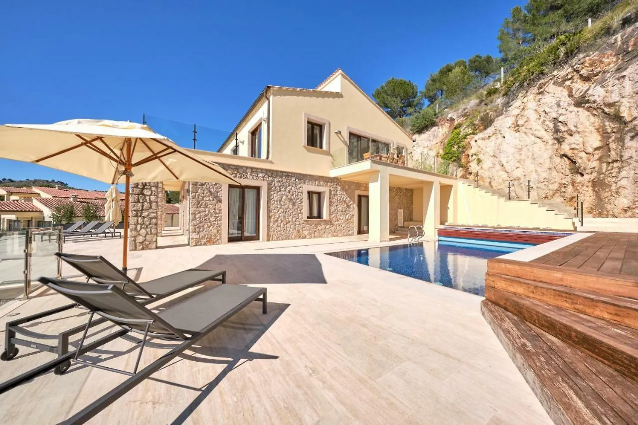 Villa Diamond By Cap Vermell Estate كانياميل